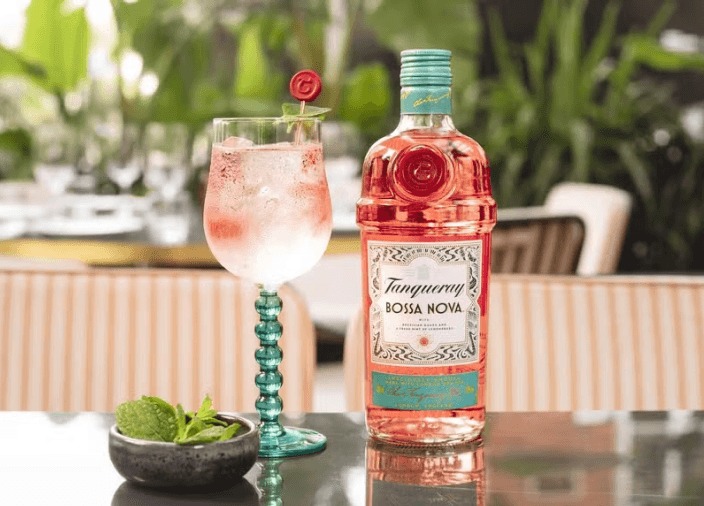 Garrafa de Gin Tanqueray apresentada no artigo da Cerdisa